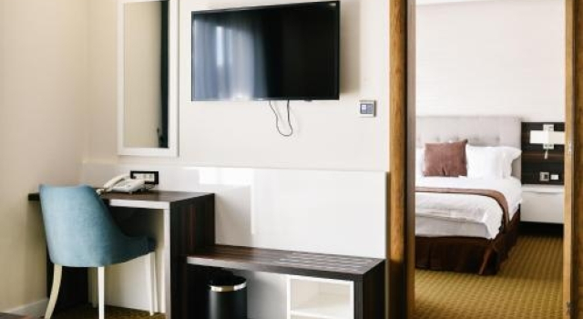 Country Hearth Inn (Ex. Regency Inn & Suites), Buchen Sie Hotel Albany (und Umgebung) 