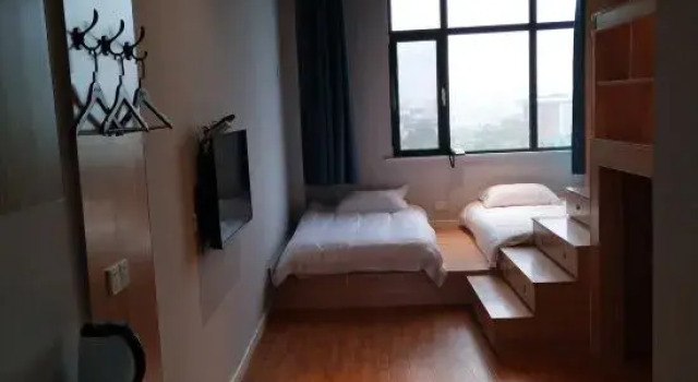 Phoenix Shuicheng Holiday Hotel, Prenota Hotel Hotel a Shandong con parcheggio, Parcheggio