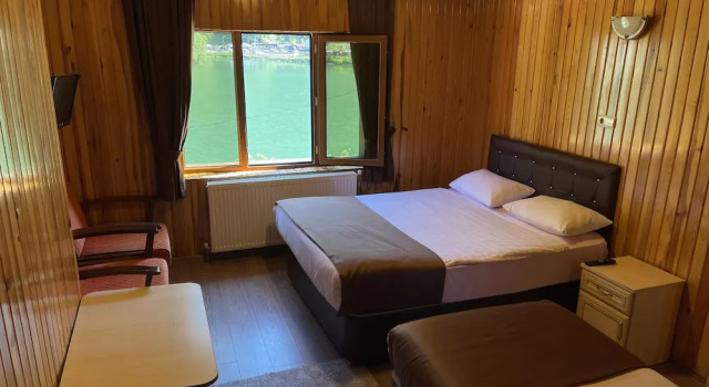 Трёхместный номер Standard с видом на озеро Ozkan Hotel