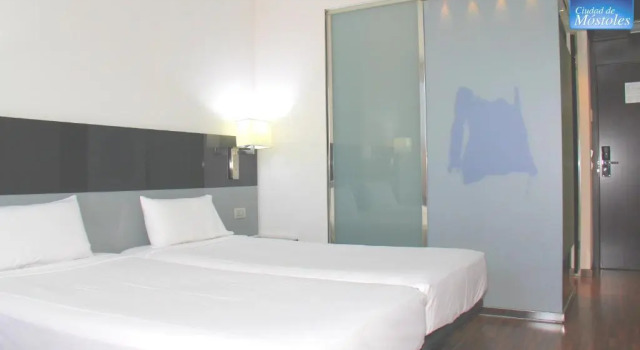 Трёхместный номер Standard Hotel Ciudad de Móstoles