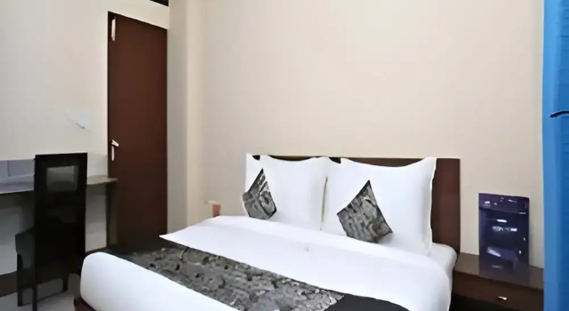 Bramharaj By Glitz Hotels