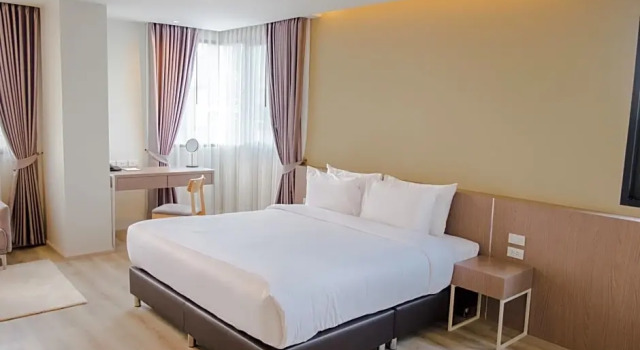 Люкс The Rise Suites Hotel, Chiang Mai - SHA Extra Plus