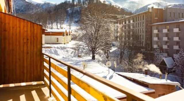 Bright and Stylish Apt In The Hills of Bakuriani, Rezerwuj Hotel Bakuriani Samckhe Javakheti
