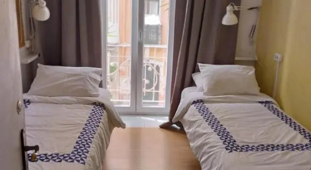 Номер Economy Edith Cavell10 Lisbon Guest House