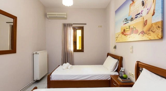 Glaros Beach Apartments, Забронировать Апартаменты/квартира Отели Панормос с парковкой, Парковка