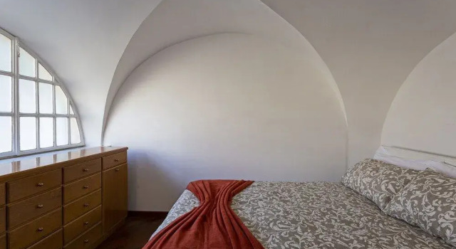 Flat 106M² 2 Bedrooms 1 Bathroom - Genoa, Забронировать Отель Генуя Итальянская Ривьера, рядом с Станция метро Sarzano/Sant'Agostino