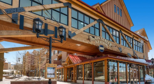 Mountain View Ski Lodge 5 Bedroom Townhouse, Забронировать Дом для отпуска Брекенридж Горнолыжный курорт Вейл, рядом с A-Chair
