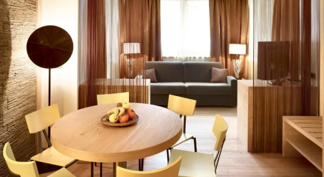 Апартаменты с 2 комнатами Color Home Suite Apartments