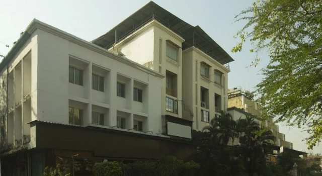 Oyo 24458 Hotel Saim Pride, Забронировать Отель Отели штата Махараштры 3 звезды, 3*