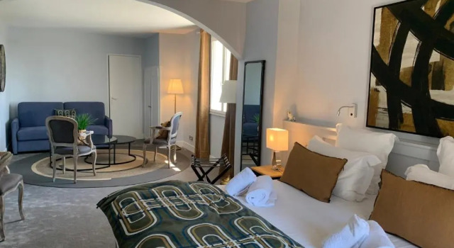Полулюкс Hôtel Saint-Alban