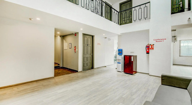 FabHotel J, Забронировать Отель Гургаон 