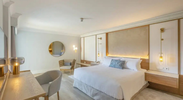 Люкс с красивым видом из окна Denia Marriott La Sella Golf Resort & Spa