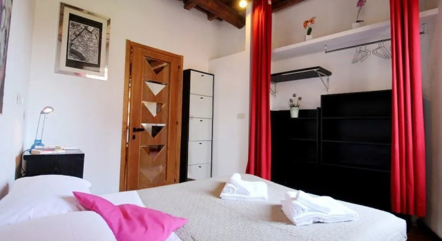 Charming Bright Penthouse in Trastevere