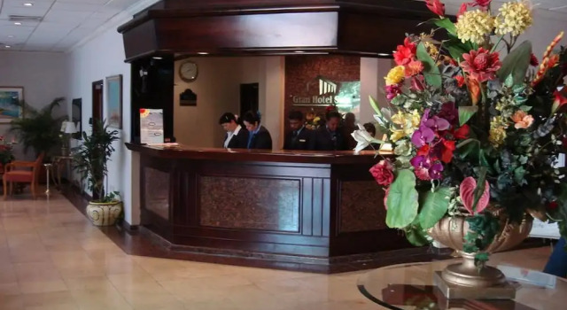 Gran Hotel Sula, Reservar Hotel Hotéis em Cortés com piscina, Piscina