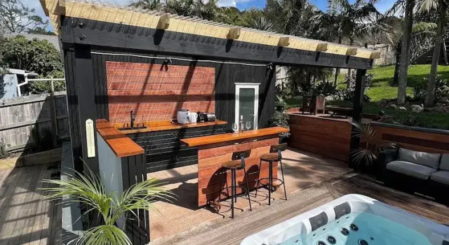 Вилла Premium La Maison Soleil with heated Swim Spa