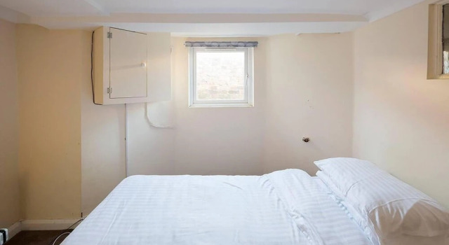 Welcoming 3BR Flat With Parking in Gillingham