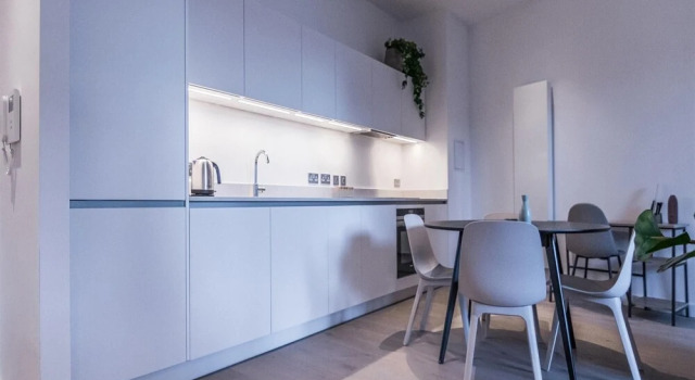 Design 1 Bed With Balcony