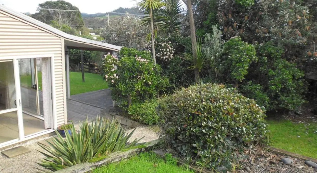 Ocean Beach Honey - Tairua Holiday Home, Забронировать Отель Тайруа Coromandel Peninsula