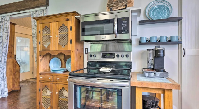 Коттедж Historic Biloxi Bay Cottage w/ Beautiful View