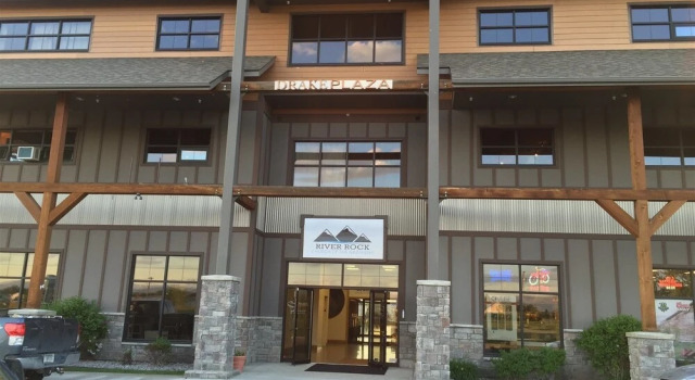 Bozeman - Whispering Pines 2, Buchen Sie Ferienhaus Hotels in Montana mit Parkplatz, Parkplätze