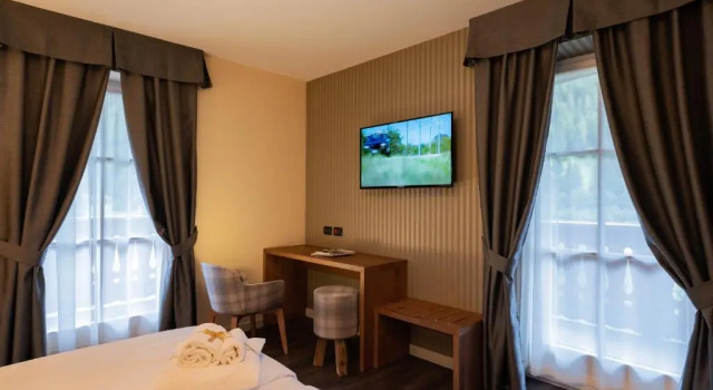 Люкс X Alp Hotel
