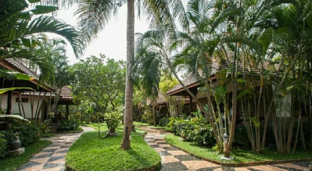 Бунгало Superior Salad Beach Resort - SHA Extra Plus