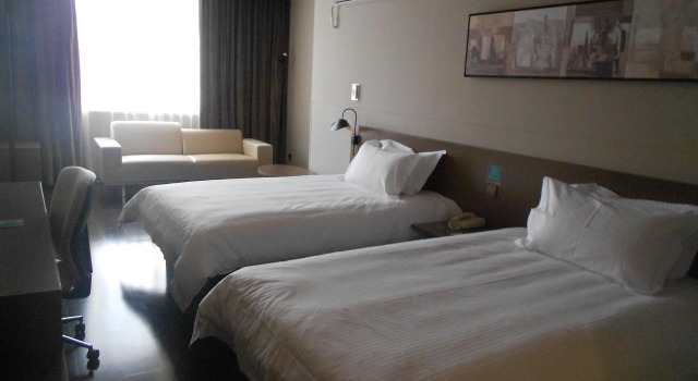 Jinjiang Inn Select Shanghai Songjiang Xinqiao, Varaa Hotelli Songjiang Shanghai
