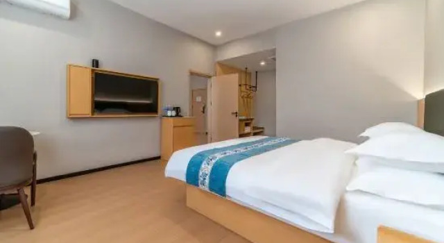 Люкс Business Jingxi Hotel (Linyi High-speed Railway North Station)