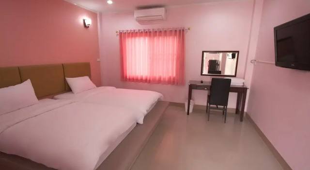 Двухместный номер Economy с балконом Worachat House