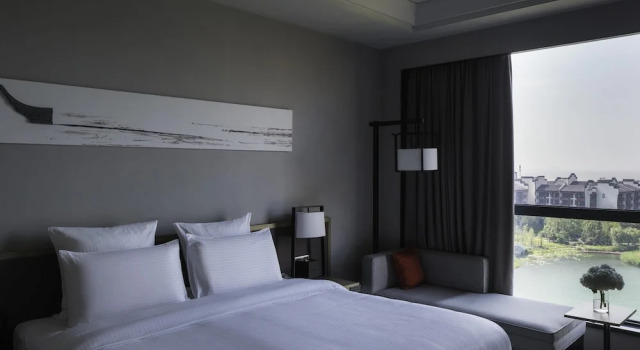 O podwyższonym standardzie dwuosobowy pokój z widokiem na miasto Pullman Hefei Sunac
