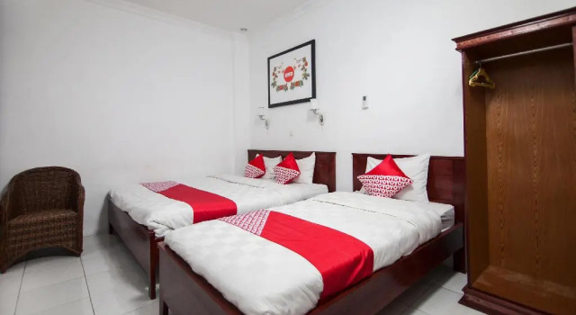 OYO 796 Penginapan Fergael, Rezerwuj Hotel Pematang Siantar Sumatra