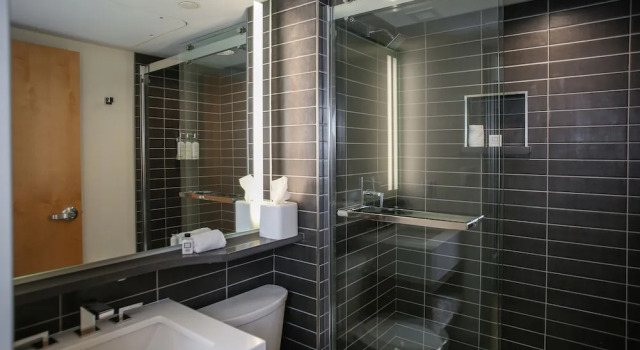 Номер Classic The University of Georgia Center for Continuing Education & Hotel