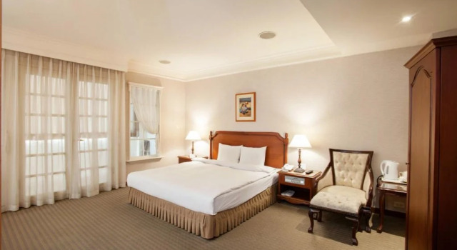 Marquess Hotel, Book Hotel Hsiao-ch'iao Tainan Area