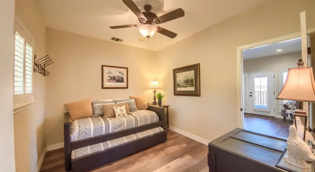 Cypress Ridge Cl 1181 5 Bedroom Home by RedAwning