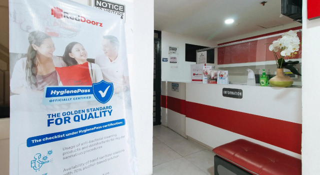 RedDoorz @ DBuilders Rooms Bangkal Makati