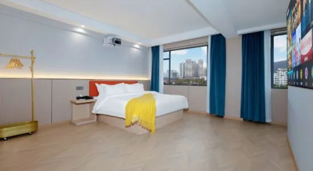 Люкс Business Tongren Grand Hotel (Tongren High-speed Railway Station Ancient City Pedestrian Street Branch)
