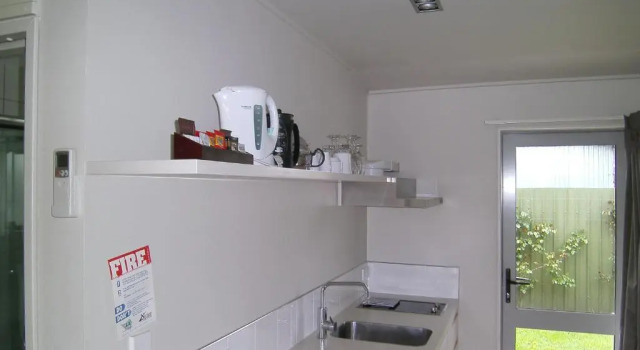 Студия Anchorage Motel Apartments