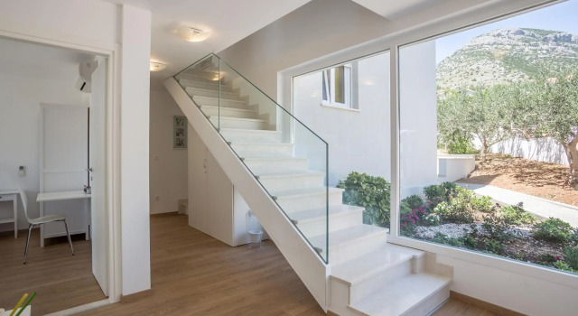 Villa Blanka for 12 O wnersadvert, Забронировать Вилла Коттеджи Бола, рядом с Пляж Порт Бол, Коттедж