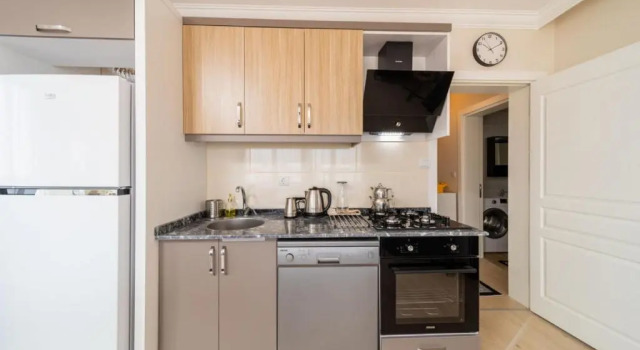 Lovely Flat 2 km to Lara Beach in Muratpasa, Забронировать Отель Лара провинция Анталья