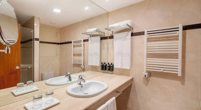 Двухместный номер Eurostars Centrum Alicante