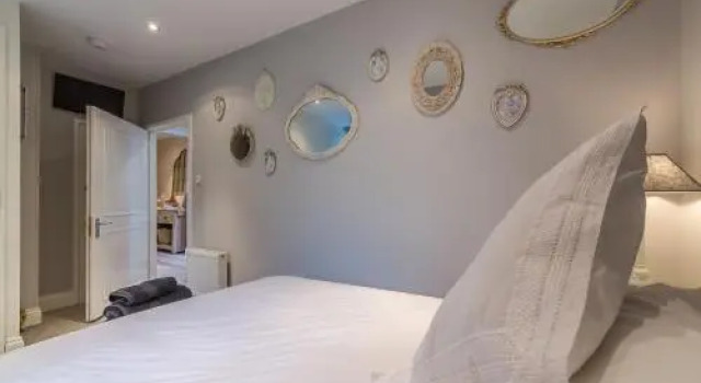 Danes House - BB, Varaa Hotelli 4 tähden hotellit kohteessa Suffolk, 4*