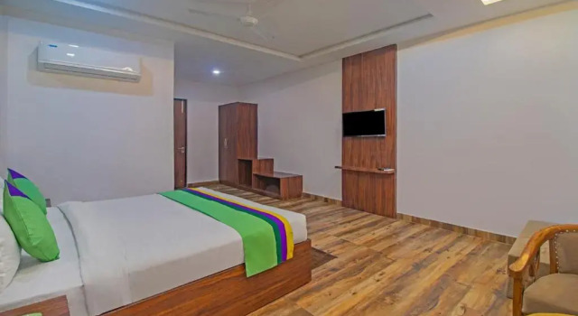 Двухместный номер Deluxe Treebo The Empire Near Taj Mahal Agra