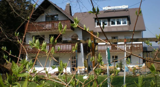 Gasthof Pension Waldfrieden, Reserva ahora Hotel Hoteles en Fichtel Mountains con aparcamiento, Aparcamiento