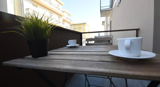Апартаменты Deluxe Hotel apartments Crisvan