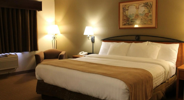 Red Lion Inn & Suites Grimes