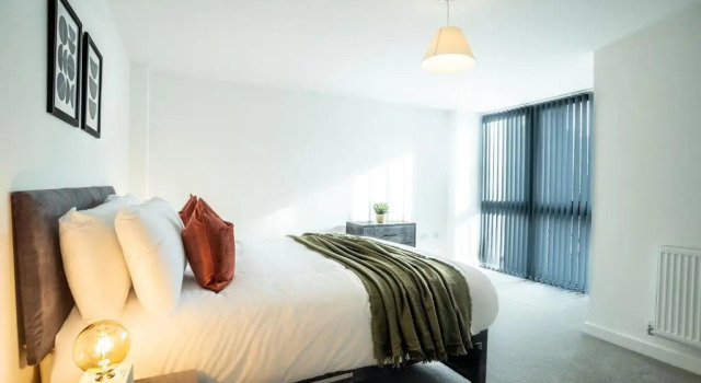 Modern Luxe 1 & 2 Bed Apts near Granby Plaza by Sojo Stay, Забронировать Отель Отели и гостиницы Лестера, рядом с Стадион «Велфорд-Роуд», Отель