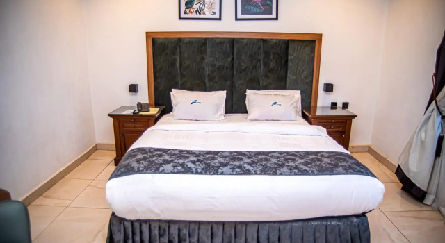 Fritz Apartments and Suites, Reserva ahora Apartamento Hoteles en Bwari con piscina, Piscina