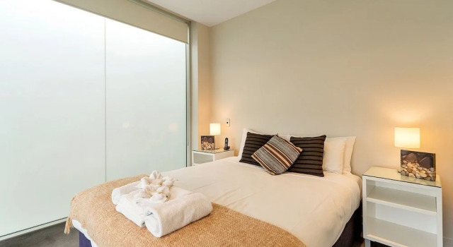 QV Get Away Viaduct Apartment - 945, Rezerwuj Apartament Hotele w Auckland Region z parkingiem, Parking