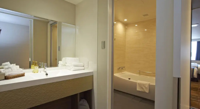 Двухместный номер Family QUINTESSA HOTEL The Collection Osaka Bay