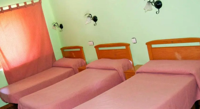 Albergue Aurora Boreal, Prenota Hotel Hotel a Estremadura con parcheggio, Parcheggio